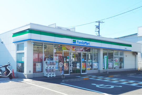 ファミリーマート 堺草部店
